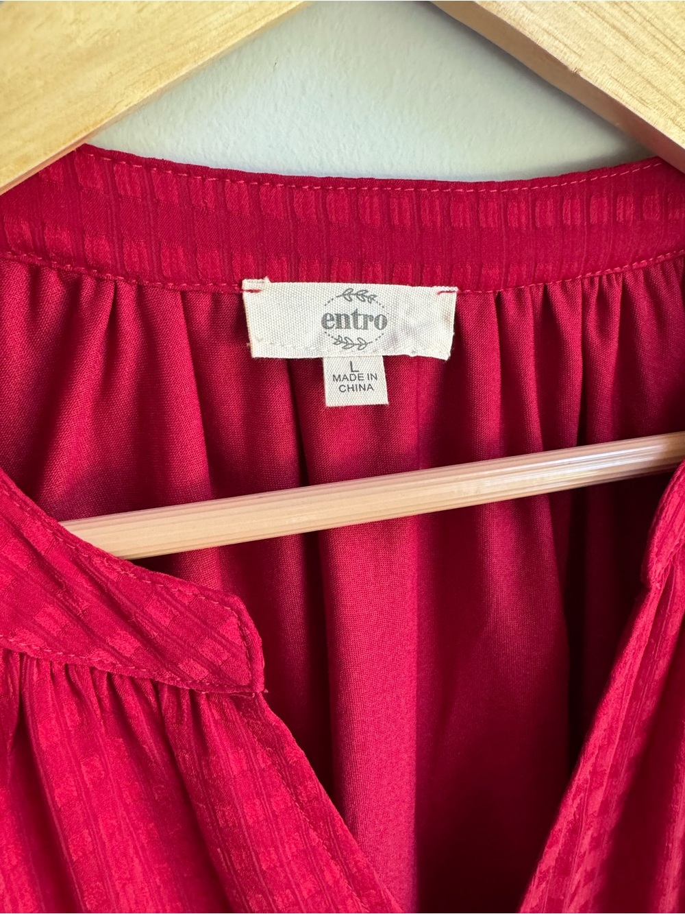 entro Red Maxi Dress with Textured Tiered Skirt - Picture 2 of 7